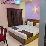 Mor Hotel Blue Sagar-পুরী সমুদ্র সৈকত ও মন্দিরের কাছে বাঙালি মার্কেটের কাছে হোটেল ব্লু সাগর -Lift, Wifi With Restaurant Facilities- Near Puri Sea Beach And Temple Best Selling & Best Choice Of Travellers