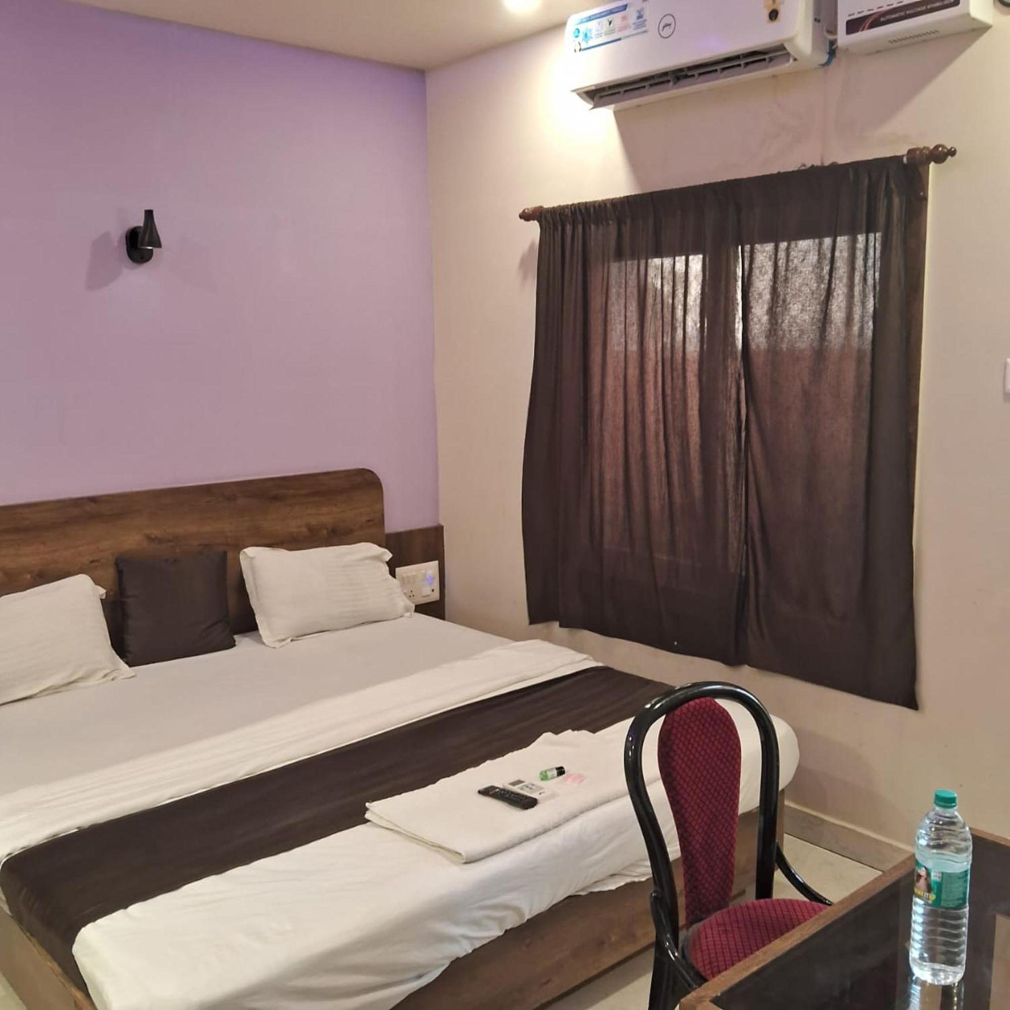 Hotel Mor Blue Sagar-পুরী সমুদ্র সৈকত ও মন্দিরের কাছে বাঙালি মার্কেটের কাছে হোটেল ব্লু সাগর -lift, Wifi With Restaurant Facilities- Near Sea Beach And Temple Best Selling & Best Choice Of Travellers Puri