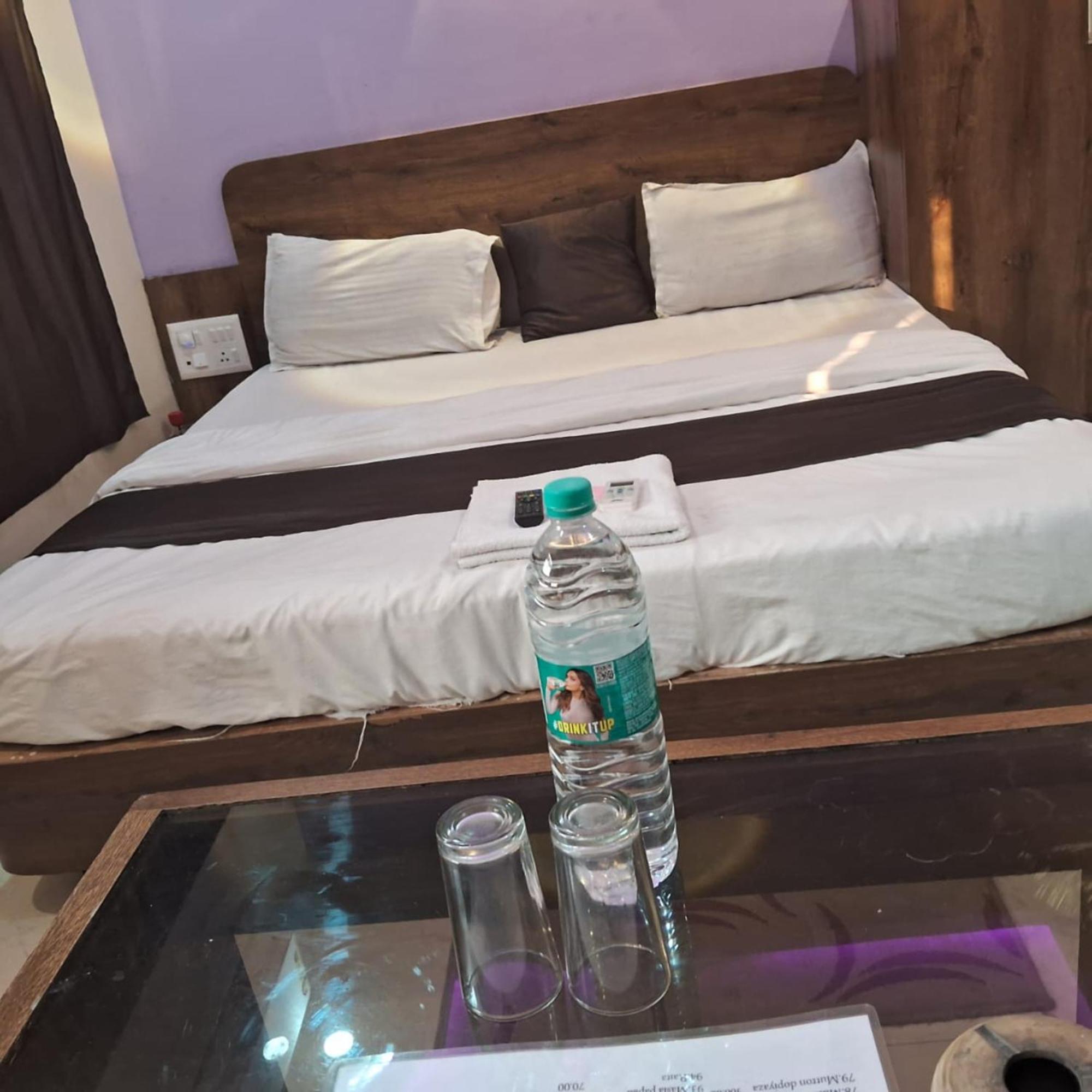 Hotel Mor Blue Sagar-পুরী সমুদ্র সৈকত ও মন্দিরের কাছে বাঙালি মার্কেটের কাছে হোটেল ব্লু সাগর -lift, Wifi With Restaurant Facilities- Near Sea Beach And Temple Best Selling & Best Choice Of Travellers Puri